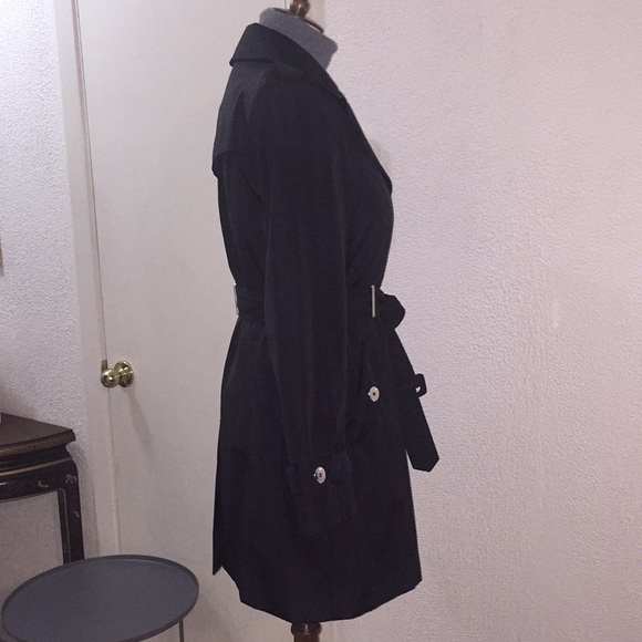 BLK CALVIN KLEIN WATERPROOF TRENCH W/REM. HOOD - Picture 5 of 7